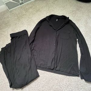 Long Sleeve Black Skims Pajama Set